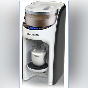 NEW Baby Brezza New and Improved Formula Pro Advanced Dispenser Machine White